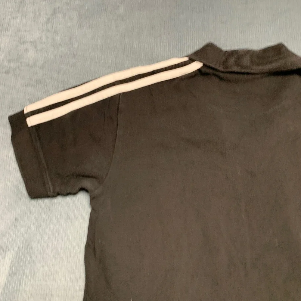 Adidas Polo Shirt Mens Medium Black 3 Stripes Golf Tennis Performance Side Slit